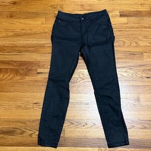 Guess Black Skinny High shape up Pants size 29